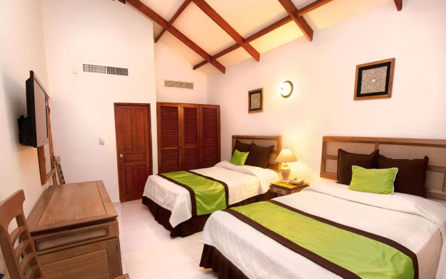 Viva Wyndham Dominicus Beach Resort — All Inclusive