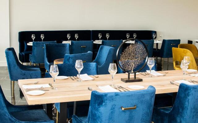 Mount Alverno Luxury Resorts