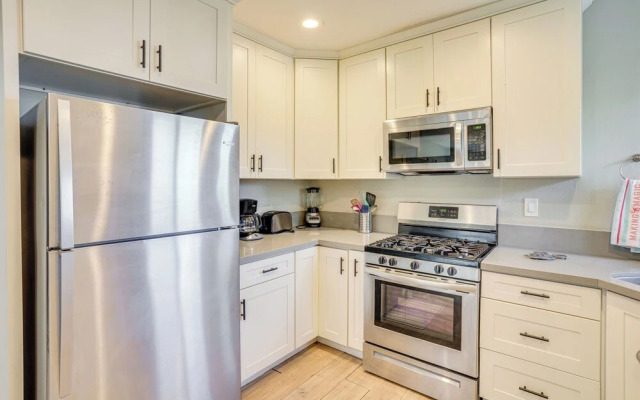 Fullerton Vacation Rental w/ Private Pool!