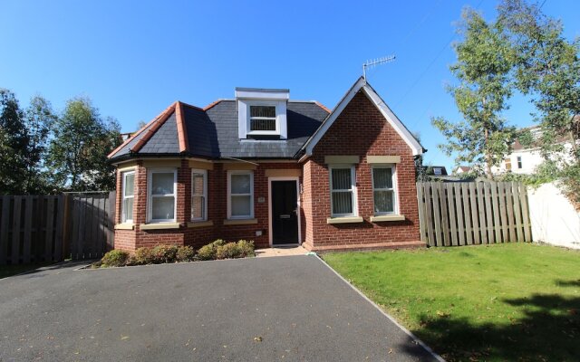 Westcliff House - 4 Bedrooms