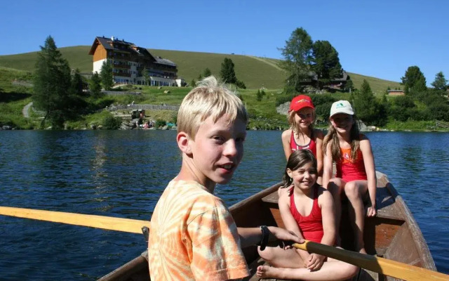 Heidi-Hotel Falkertsee