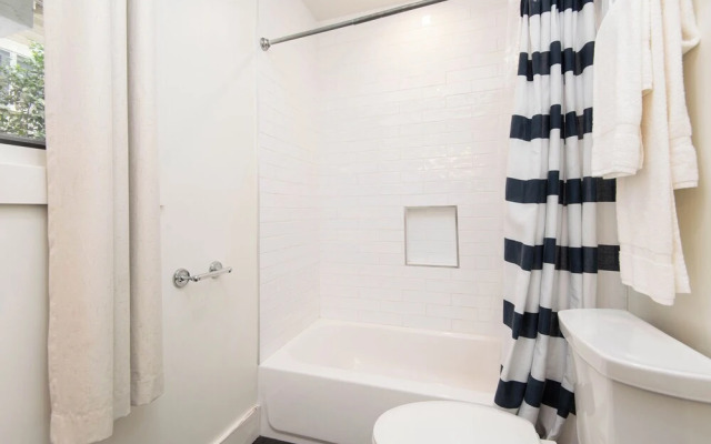 Amazing House Near DTLA