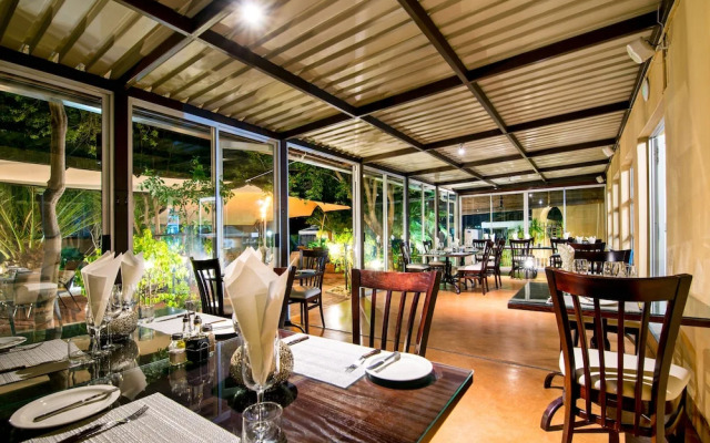 Auas City Hotel