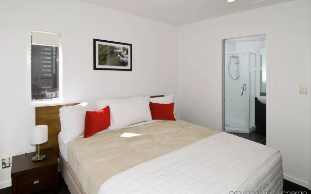 Barclay Suites