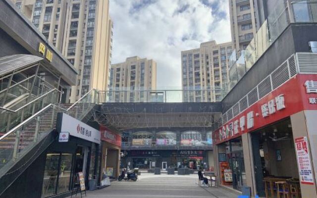 Zhuhai Future Port Hotel