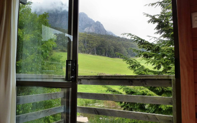 Silver Ridge Retreat