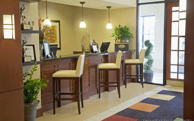 Staybridge Suites Chantilly - Dulles Airport by IHG