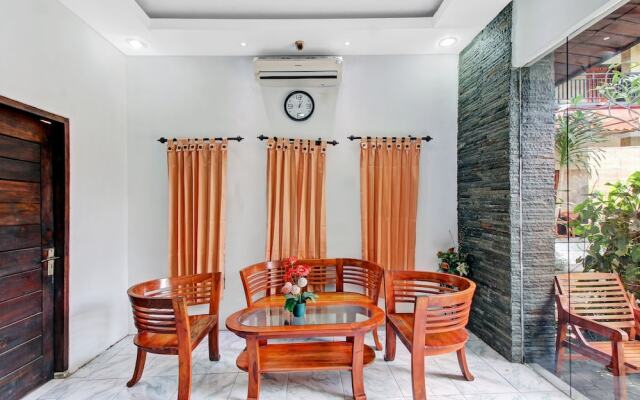 Super OYO 90672 ADHYA GUEST HOUSE LOMBOK