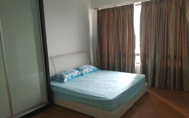 Woodsbury Suites 7722 Butterworth
