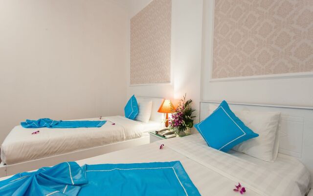 Lotus Village Hotel