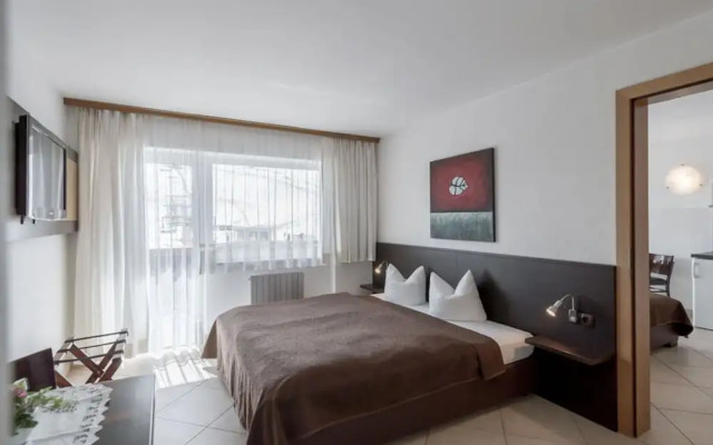 Sun & Snow in Kuhtai