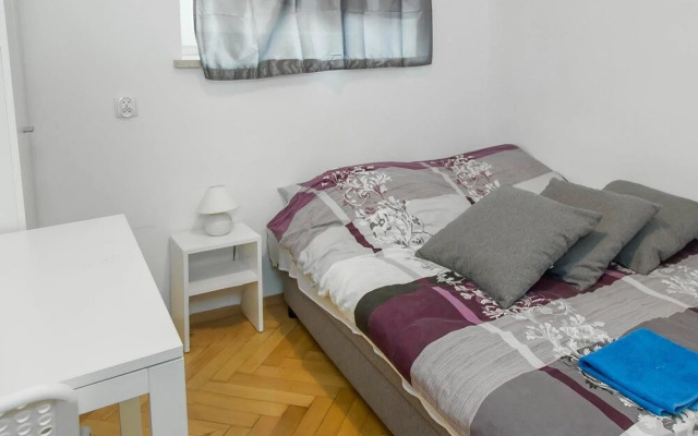 Metro Centrum Guest Rooms