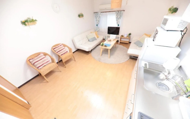 Omotenashi Usagi Apartment Shinsekai (15-11)