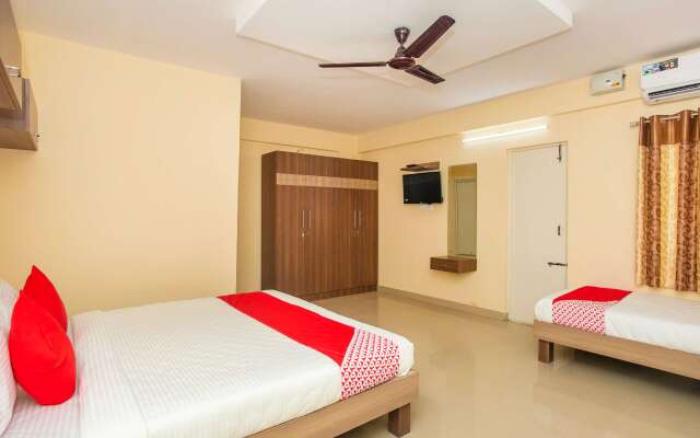 OYO 16803 Hotel Blueberry