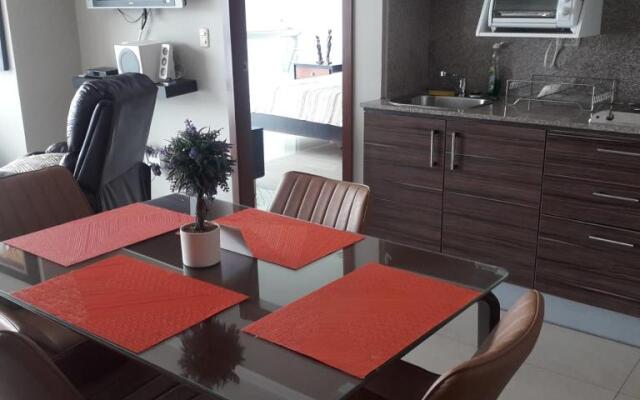 Suites at Riverfront 1 vista al rio