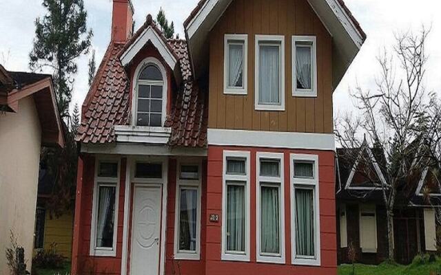 Villa Kota Bunga Violet