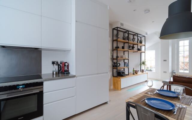 Contemporary Chic home in Kings Cross