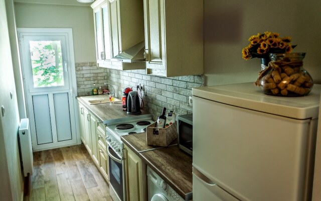 Artemis Home