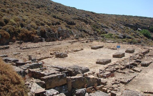 Old House Villa Moudros Kaminia Lemnos Holidays