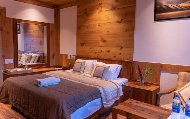 OYO Premium Log Huts