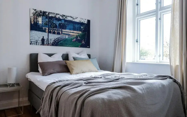 Beautiful 2-bedroom in Great Location