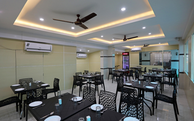 OYO 9344 Hotel Gangotri