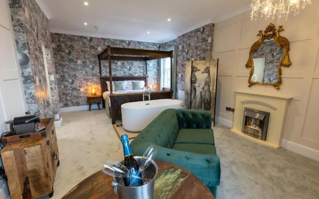 Resolution Hotel