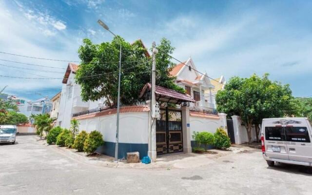 Lavie House 2 - 8B Lạc Long Quân