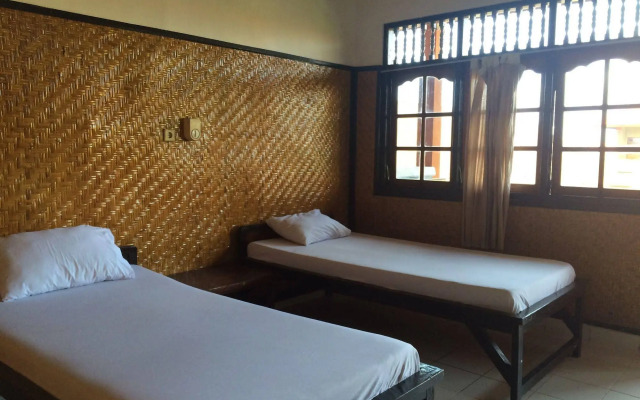 Suka Beach Inn