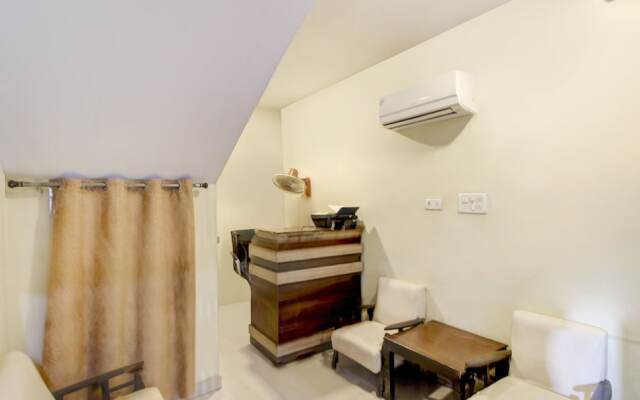 Itsy Hotels Royal Monarch