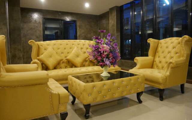 Green Garden Place