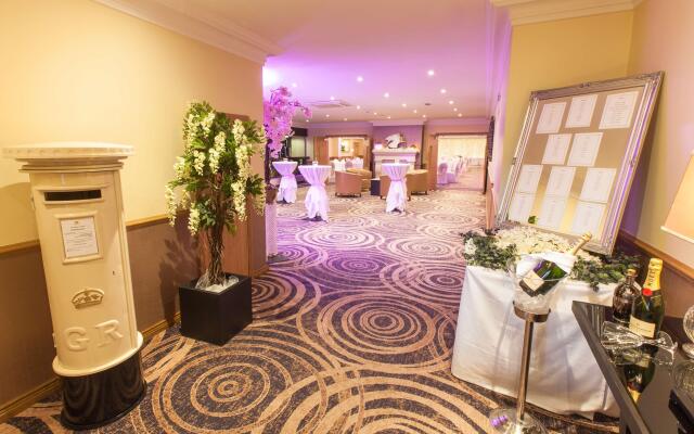 Best Western Plus White Horse Hotel