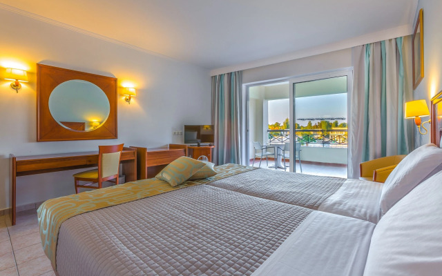 Kipriotis Maris Suites - All Inclusive