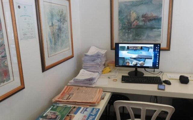 Alon Hotel