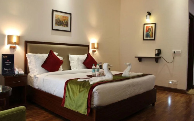 Hotel UNA Comfort Misty Oak By OYO Rooms