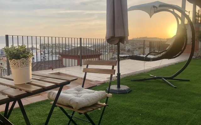 Rooms in Seafront Villa