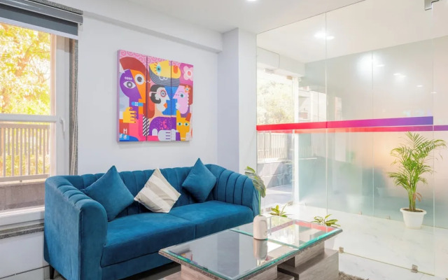 Housr Studio Rooms Sector 30 Gurgaon