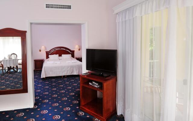 Parque Hotel Jean Clevers