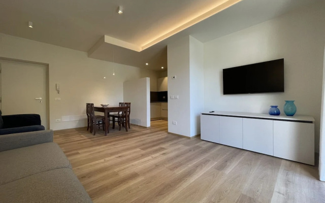 083 Bilocale Adamello Giustino