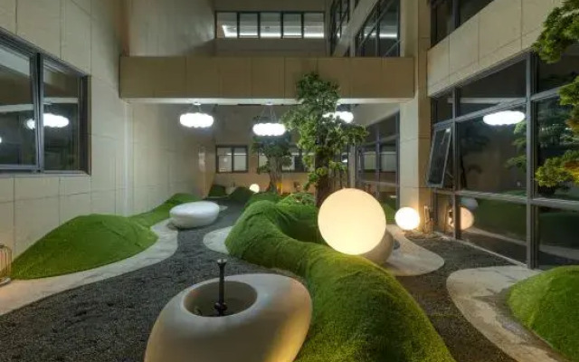 Campanile（Shantou High-Speed Rail Station Store）