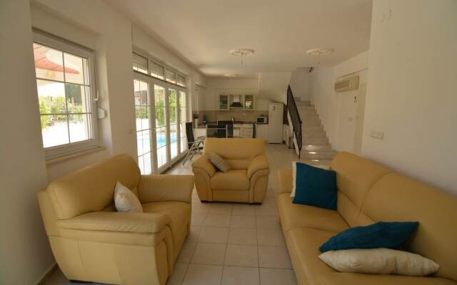 Bella Villa 7
