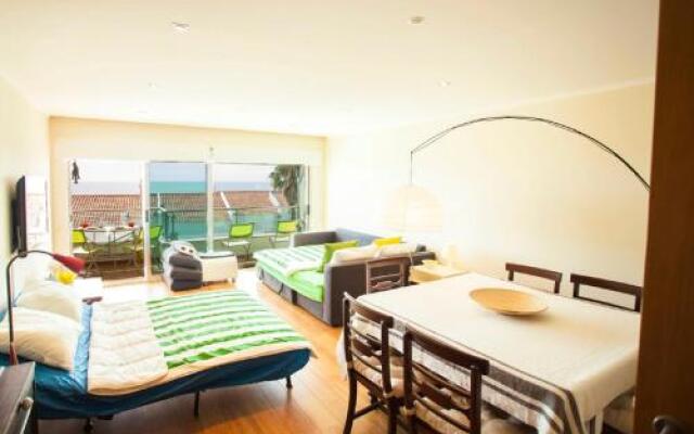 LovelyStay - Ericeira Beach Apartment with Sea View