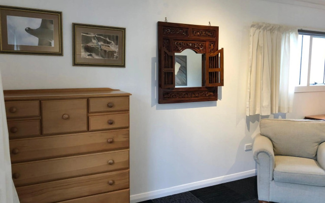 @Taradise-Opunake - eco-friendly Coastal hideaway