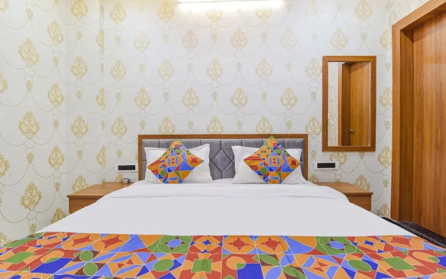 Fabhotel Castle Inn