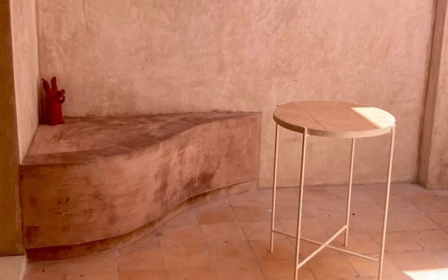 Beige Jardin Conzatti Centro Diseno AC