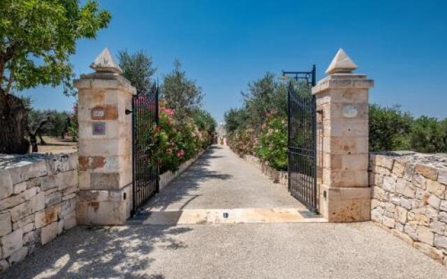 Trulli Oasi Fiorita - Exclusive Apulian Holidays