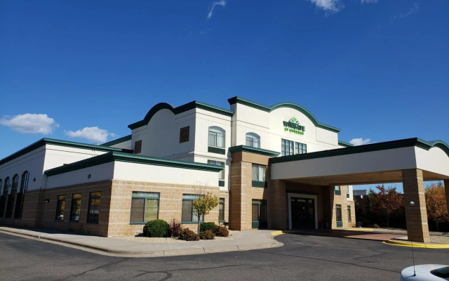 Coon Rapids North Metro Hotel to Norwood Inn & Suites