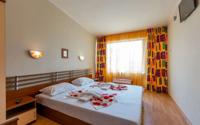 Double Room in Dafinka Guest House