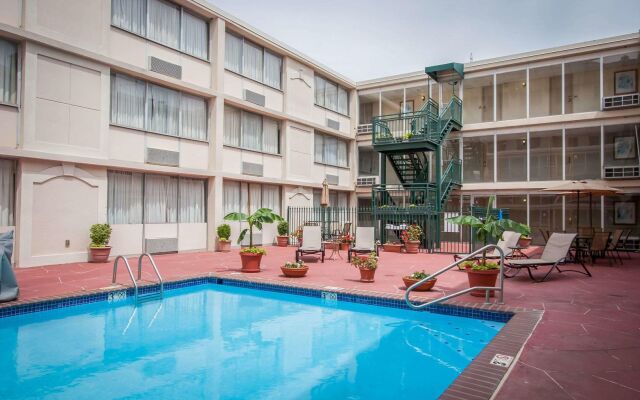 Hotel Indigo Memphis Downtown by IHG