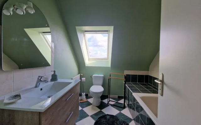 Nice Holiday Home With Beautiful Garden, Paimpol